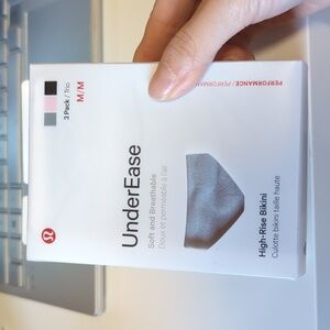 Lululemon 3 pack trio underease underwear high rise bikini Size Medium Sealed